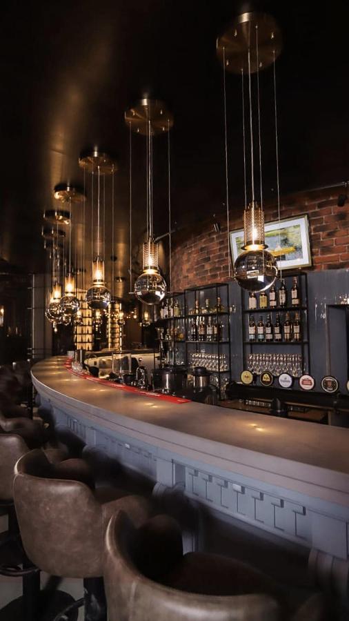 The Veil Hotel Αστάνα Εξωτερικό φωτογραφία The bar at the Old Blind Dogs