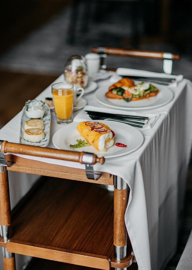 The Veil Hotel Αστάνα Εξωτερικό φωτογραφία Room service